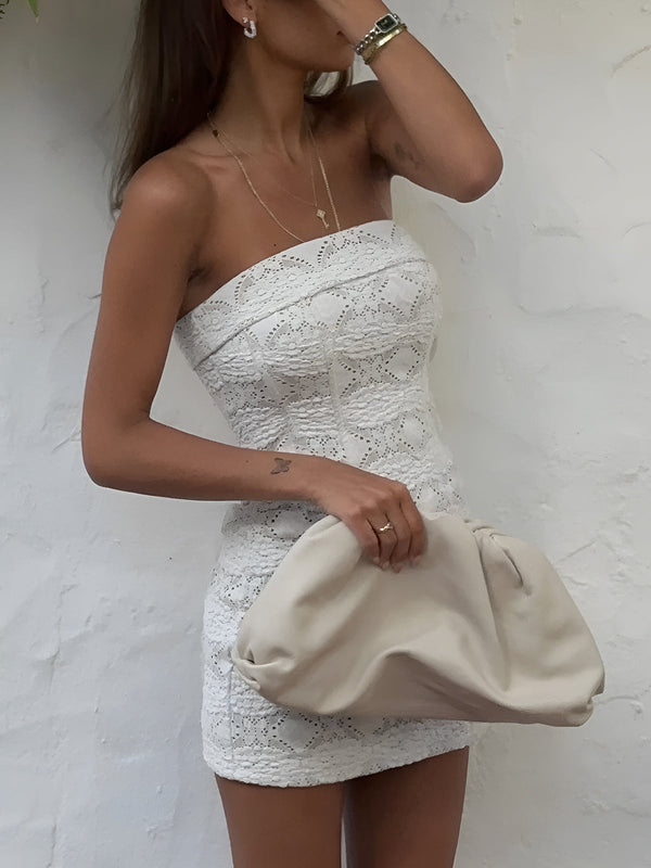 Yarı Şeffaf Dantel Kısa Elbise 