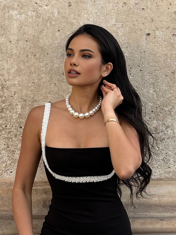 Kırık Beyaz Akrilik Boncuk Kolye 