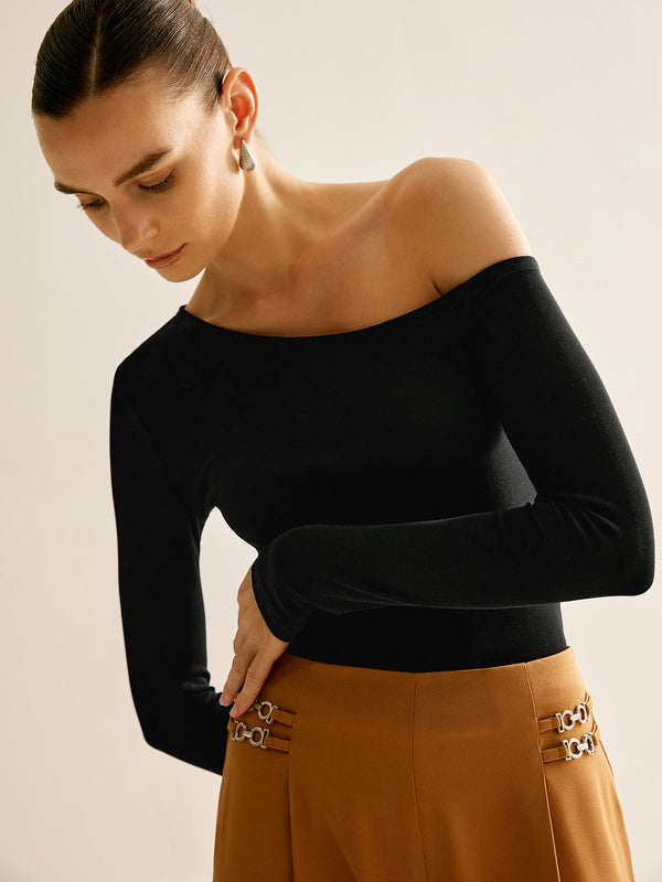 Asimetrik Soğuk Omuzlu Jersey Tişört 