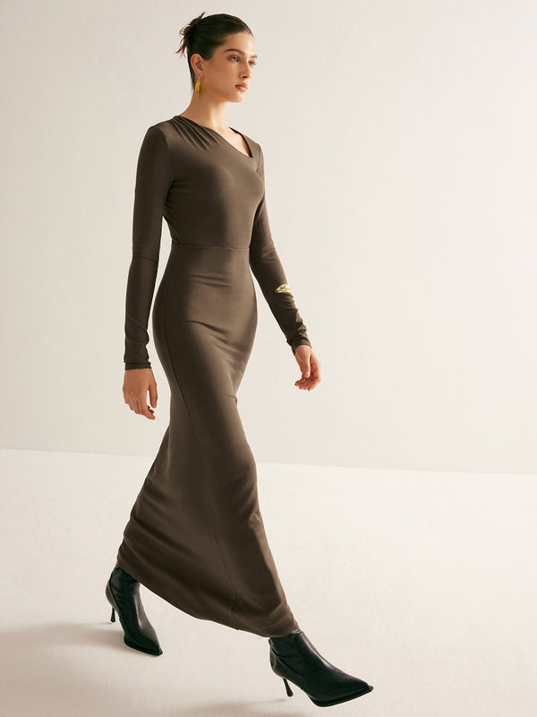 Düz Asimetrik Yaka Uzun Elbise 