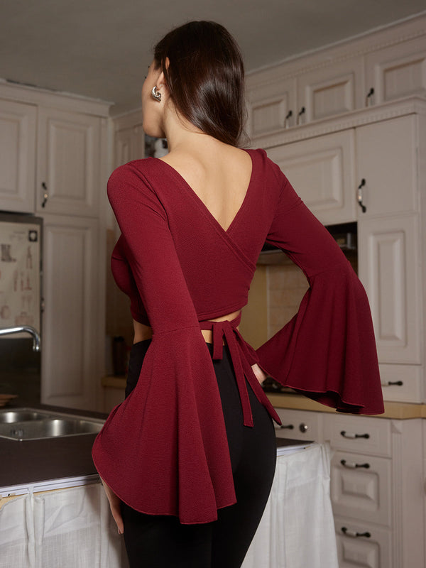 Kırpılmış Volanlı Kravatlı Tişört 