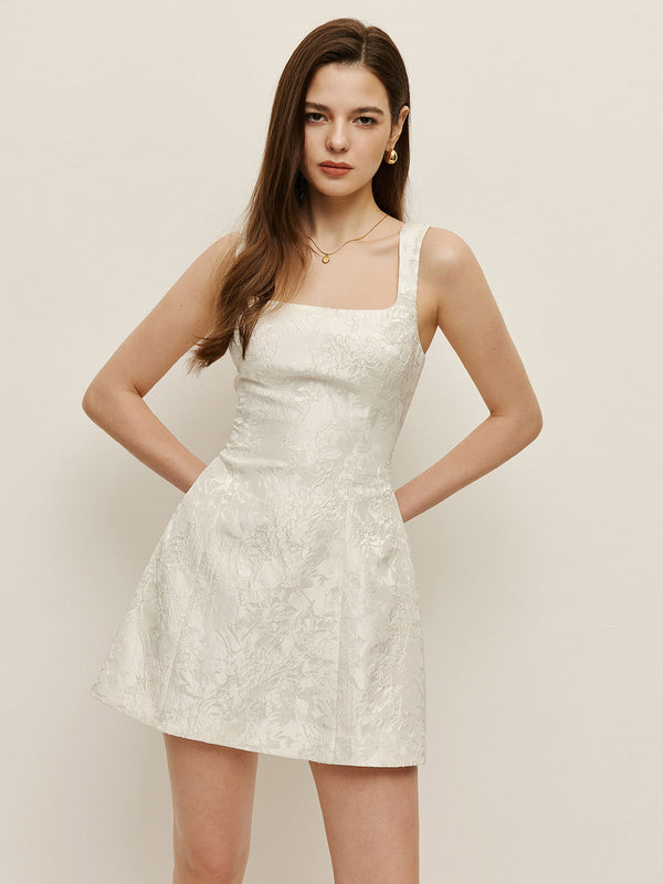 Çiçekli Jakarlı Kare Yaka Elbise 