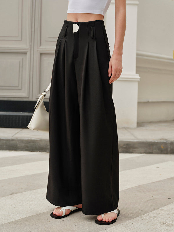 Mid-Waist Pleated Metal Pants