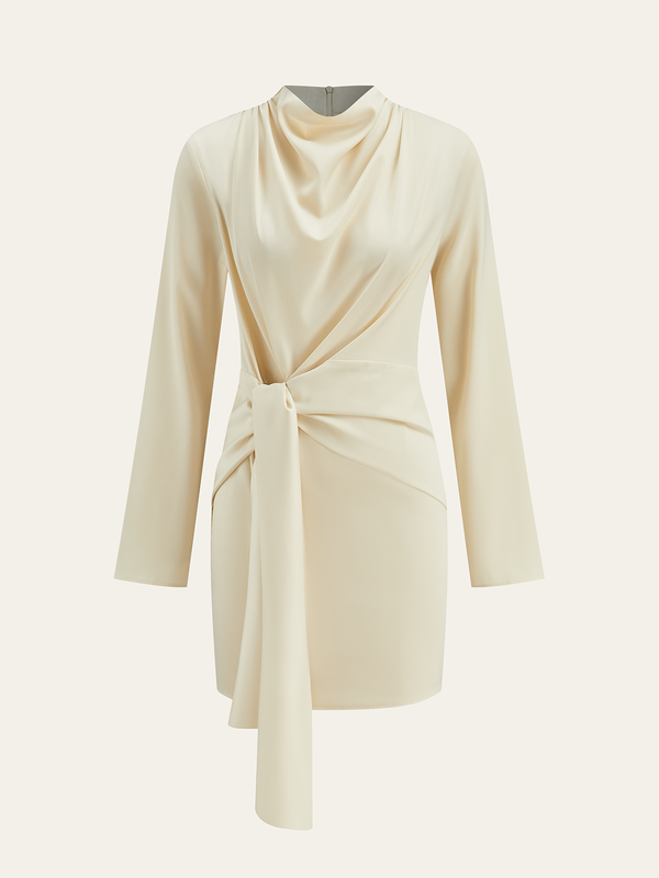 Kapüşonlu Yaka Bağlamalı Elbise 