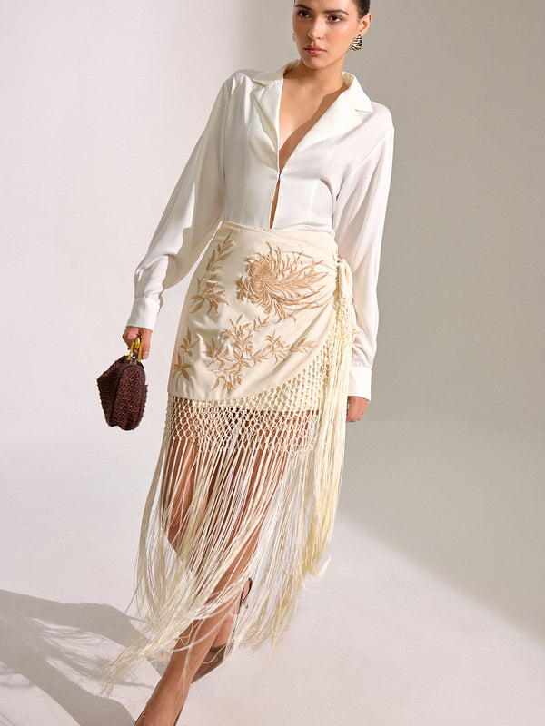 Çiçek İşlemeli Saçaklı Mini Etek 