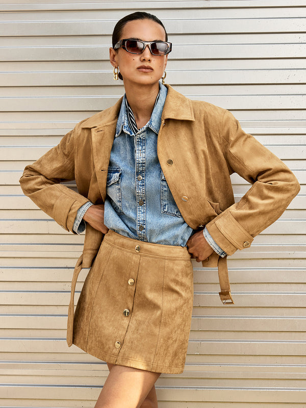 Dekor Düğmeli Süet Mini Etek