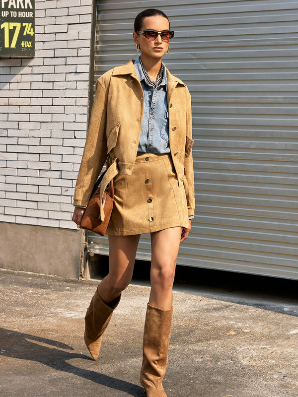 Kemerli Yaka Süet Ceket 